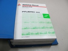 Mitsubishi Pajero 2002