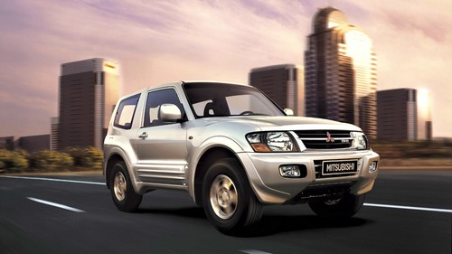 Download mitsubishi pajero - mitsubishi,